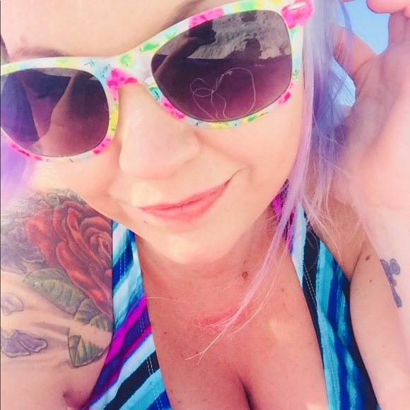 meet the posher - Picture 3 of 4